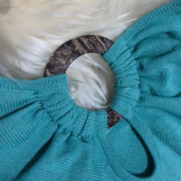 Turquoise top - Picture 2 of 3